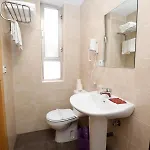 Πανσιόν Conde David 2*