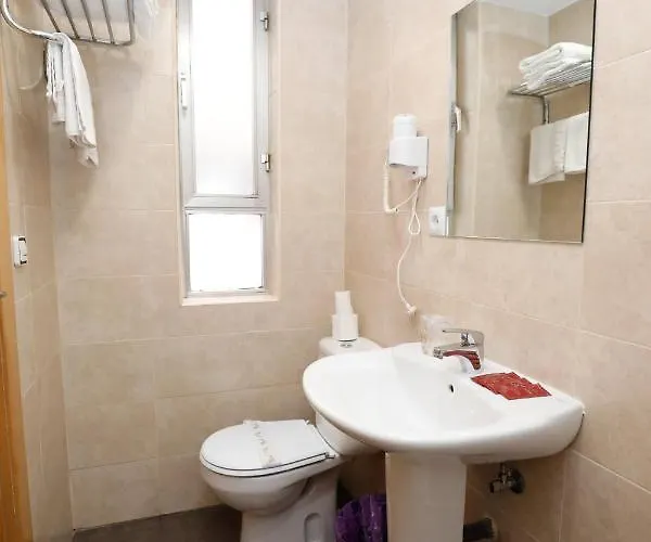 Pensión Conde David 2*