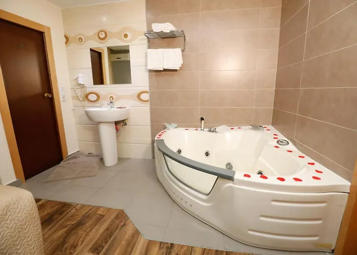 Conde David Pensión 2*